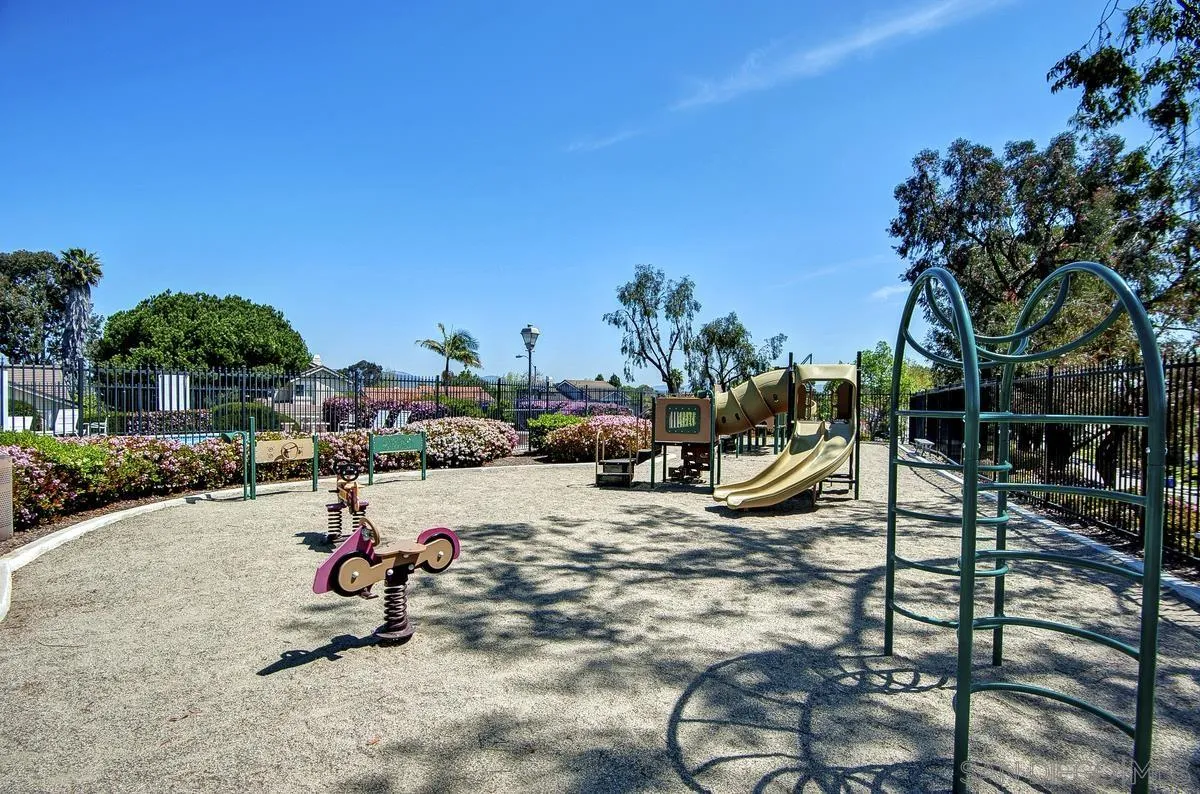 574 Gardendale Road Encinitas, CA 92024 - Photo 50 of 53 a view of a yard with furniture and a table