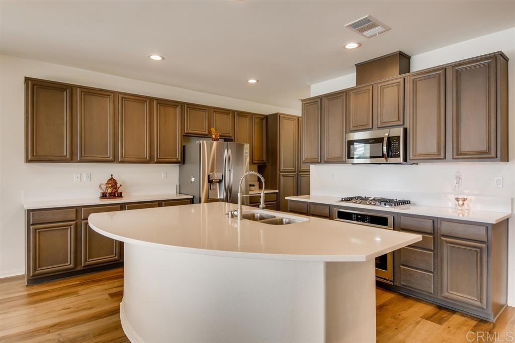 1258 Idanan Road Chula Vista, CA 91913 - Photo 11 of 25 Gallery Image 11