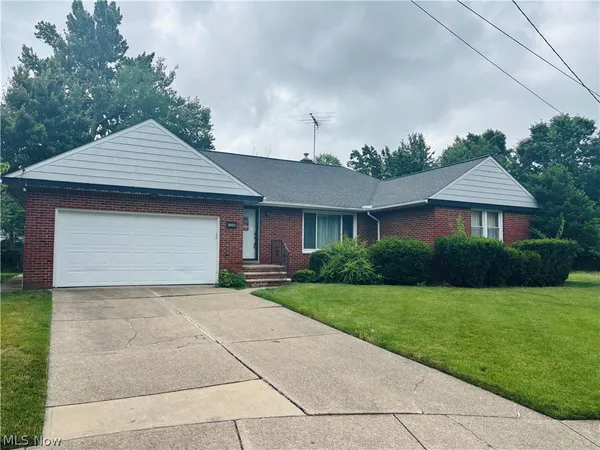 $179,999 | 24346 Paradise Lane, Euclid, OH 44123
