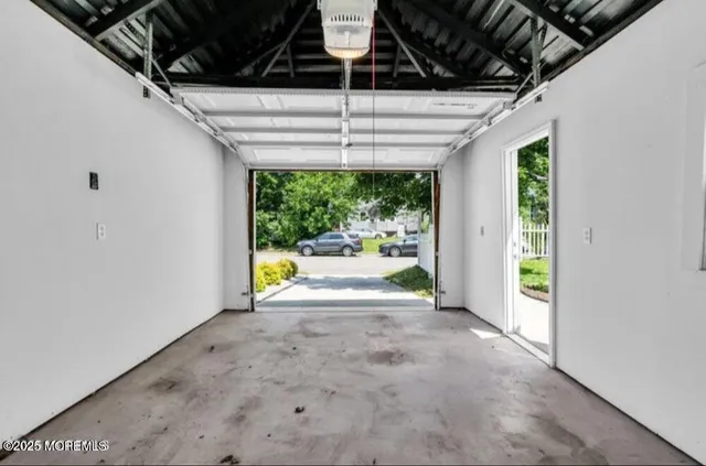 $4,500 | 208 East Bergen Place, Red Bank, NJ 07701