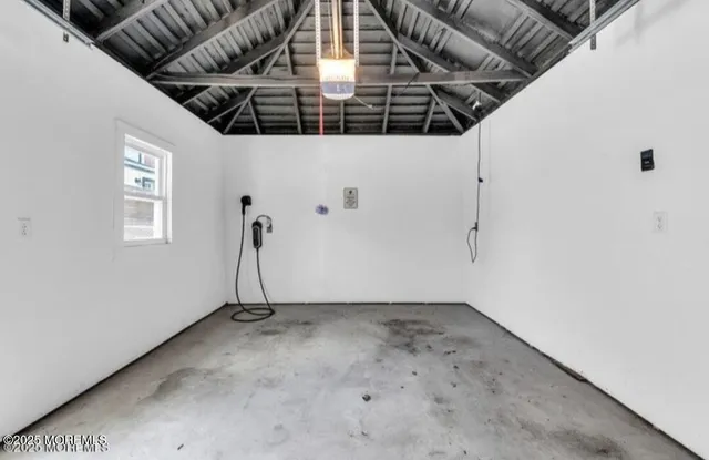 $4,500 | 208 East Bergen Place, Red Bank, NJ 07701