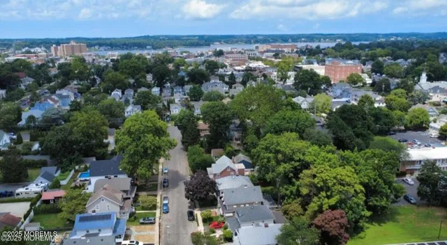 $4,500 | 208 East Bergen Place, Red Bank, NJ 07701