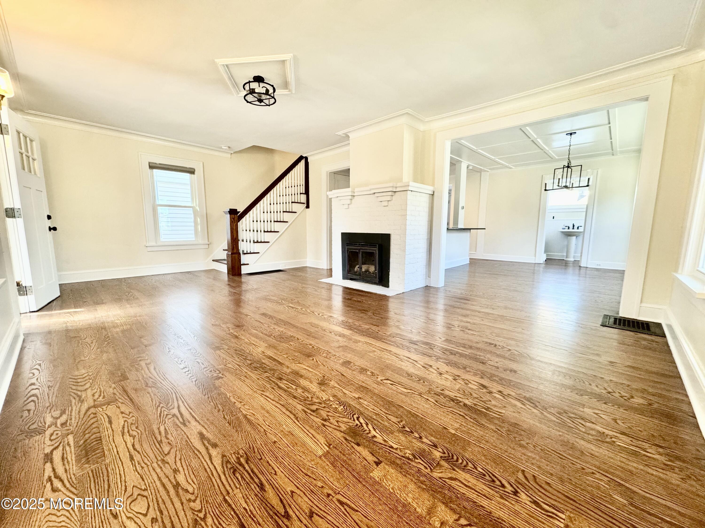 208 East Bergen Place Red Bank, NJ 07701 - Photo 6 of 25 1000028300