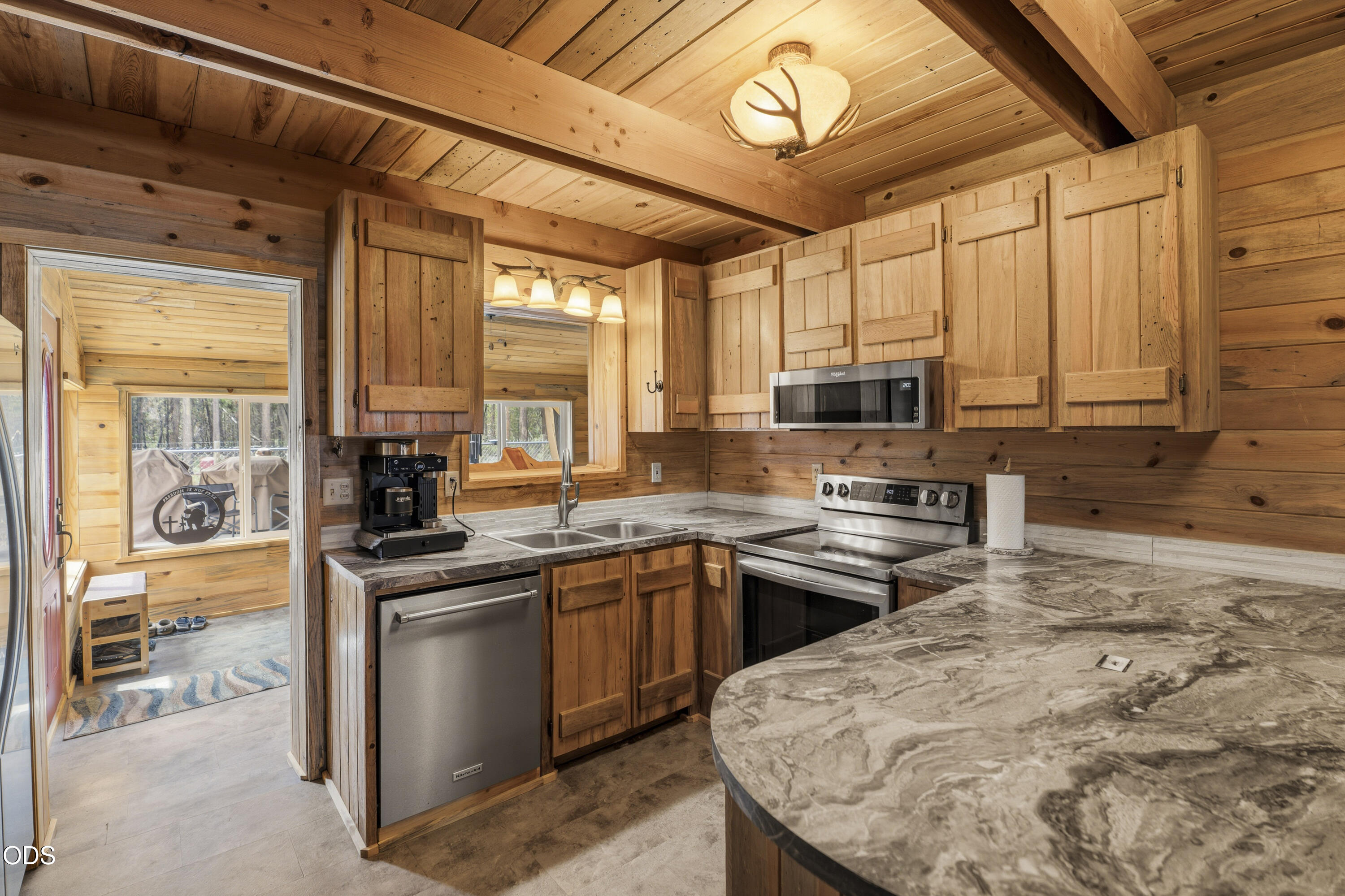 53619 Day Road La Pine, OR 97739 - Photo 12 of 25