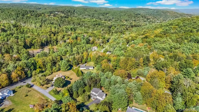 $535,000 | 104 Meadow Court, Milford, PA 18337