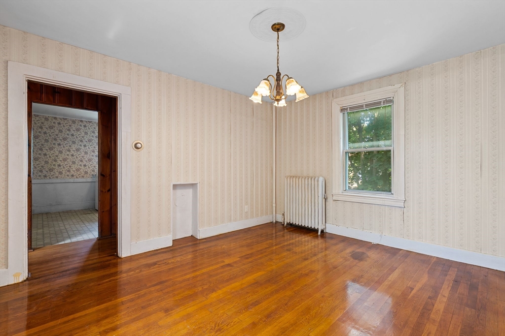 22-24 Greenview Avenue Boston, MA 02130 - Photo 5 of 41