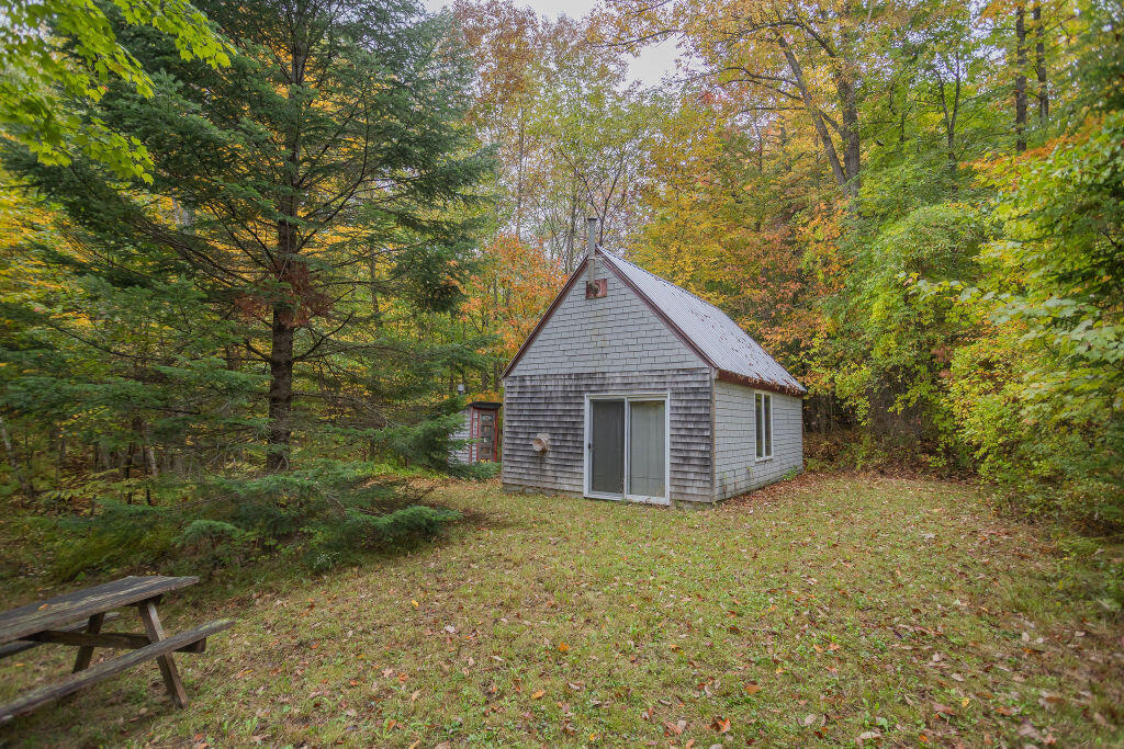 28 Pratt Road Wilton, ME 04294 - Photo 1 of 16 taylor-kaminsky-photo-12