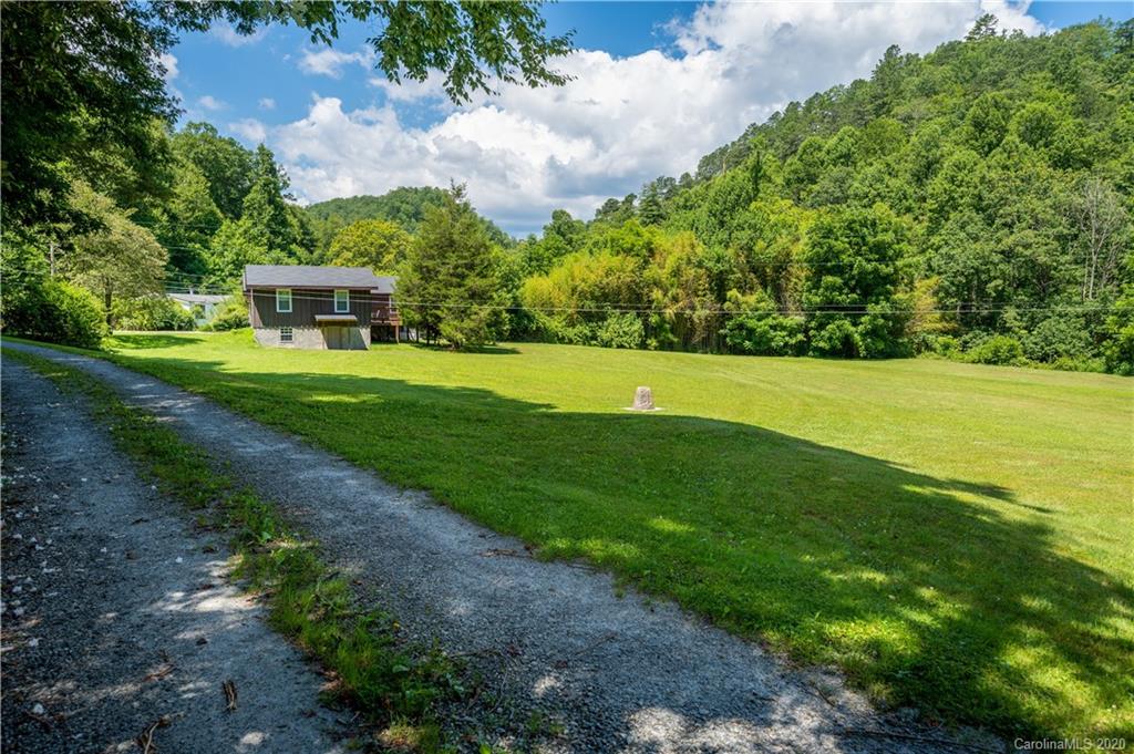 186 Jarrett Road Rosman, NC 28772 - Photo 2 of 34 Gallery Image 2