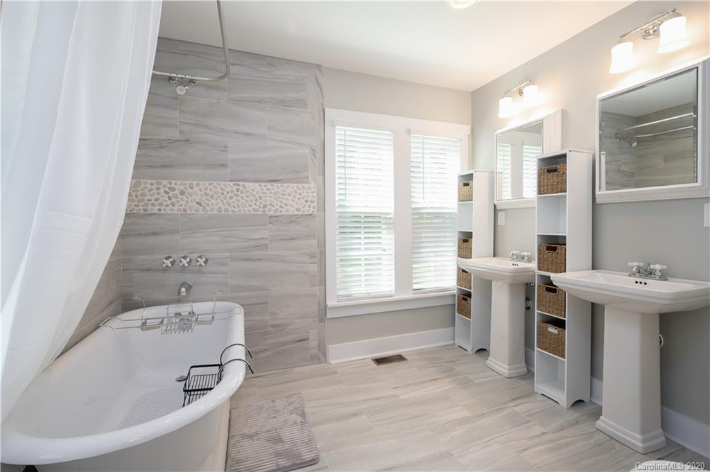 186 Jarrett Road Rosman, NC 28772 - Photo 17 of 34 Gallery Image 17