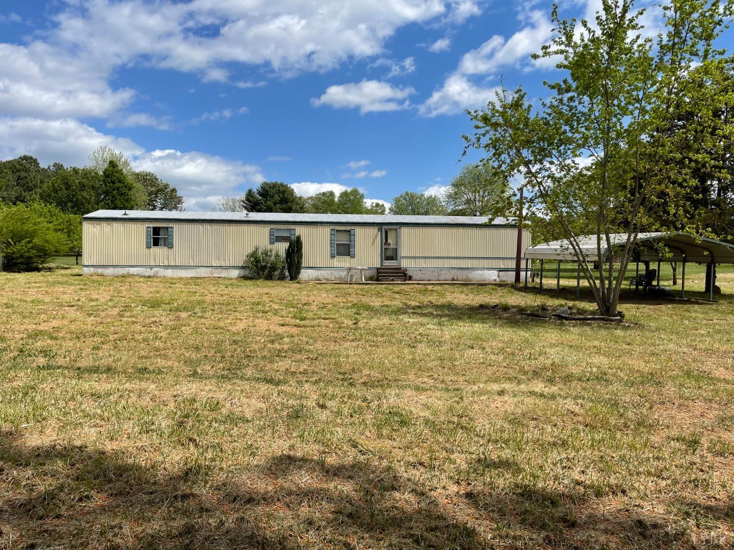 1033 Dale Court, VA 24121 Compass