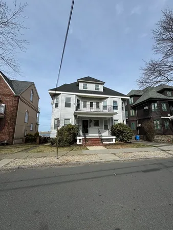 $6,000 | 97 Court Road, Unit 2, Winthrop, MA 02152