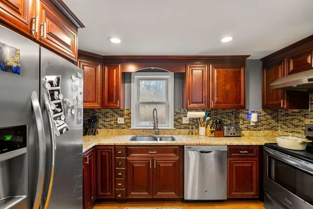 $524,900 | 211 Randolph Street, Weymouth, MA 02190