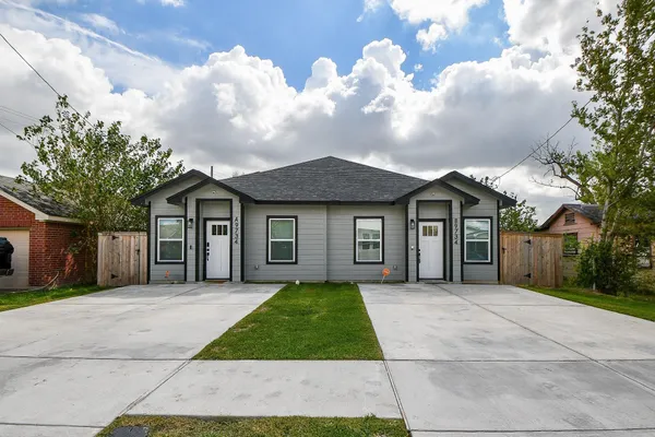 $1,750 | 9734 Pelsey Street, Unit A, Houston, TX 77029