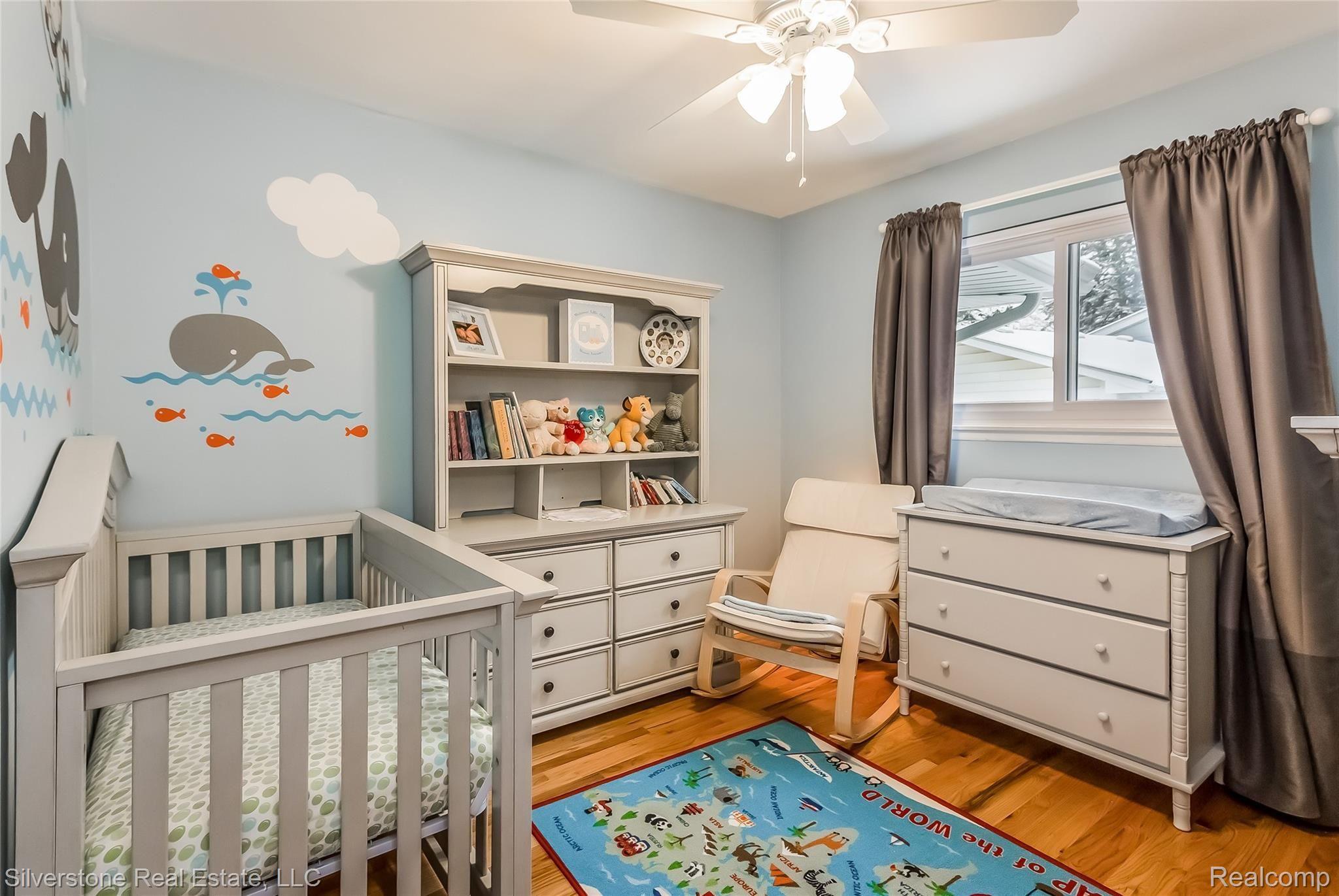 16527 Riverside Drive Livonia, MI 48154 - Photo 22 of 42 021-3656202-large.jpg