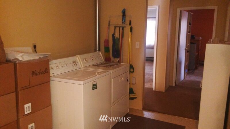12003 East Gibson Road Everett, WA 98204 - Photo 15 of 25
