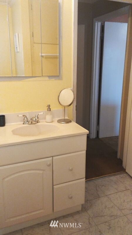 12003 East Gibson Road Everett, WA 98204 - Photo 18 of 25