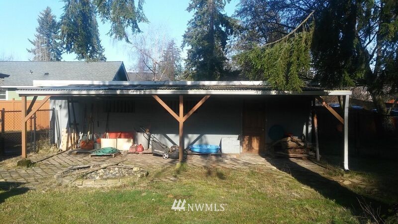 12003 East Gibson Road Everett, WA 98204 - Photo 3 of 25