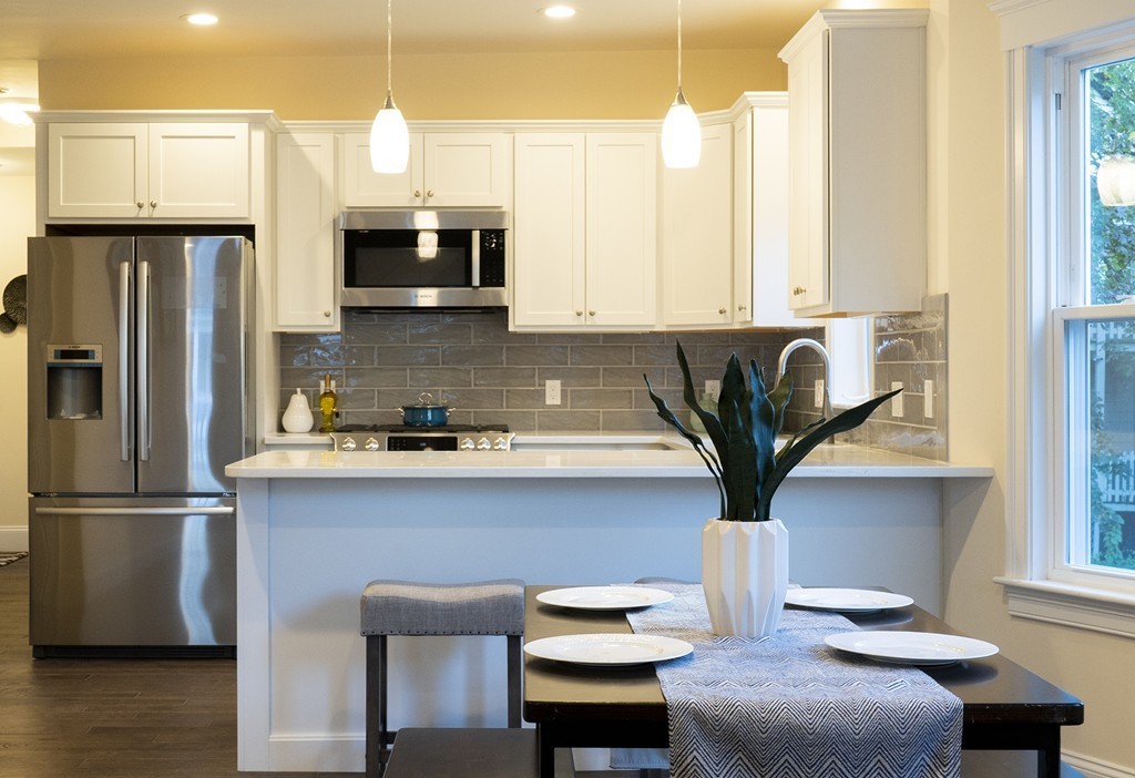 116 Porter Street, Unit 1 Somerville, MA 02143 - Photo 3 of 26