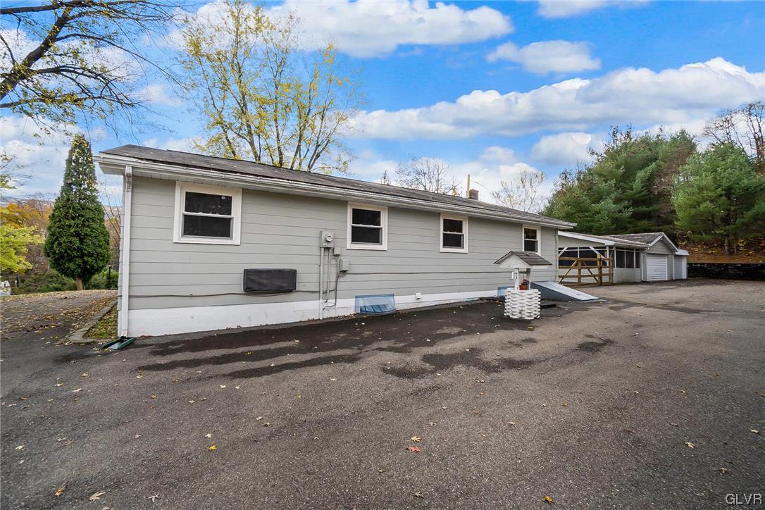 3940 Fireline Road Palmerton, PA 18071 - Photo 16 of 50 Gallery Image 16