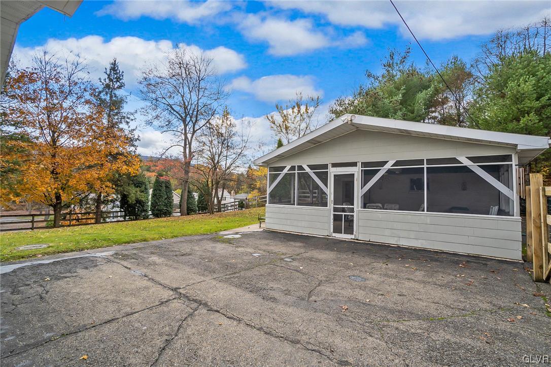 3940 Fireline Road Palmerton, PA 18071 - Photo 7 of 50 Gallery Image 7