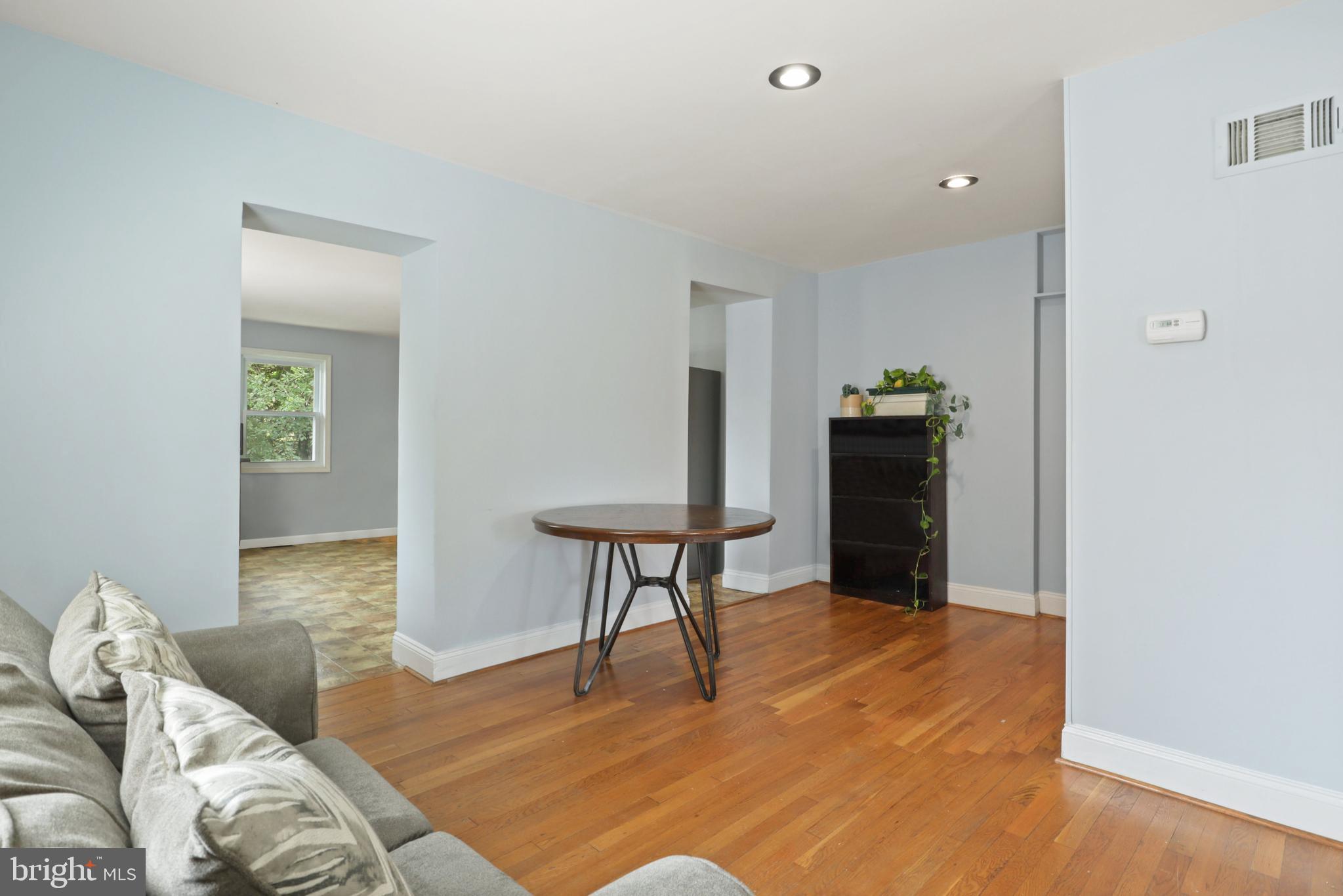 206 South Glebe Road Arlington, VA 22204 - Photo 8 of 43