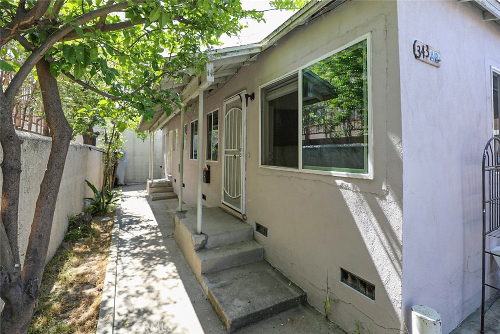 343 Concord Street Glendale, CA 91203 - Photo 5 of 45
