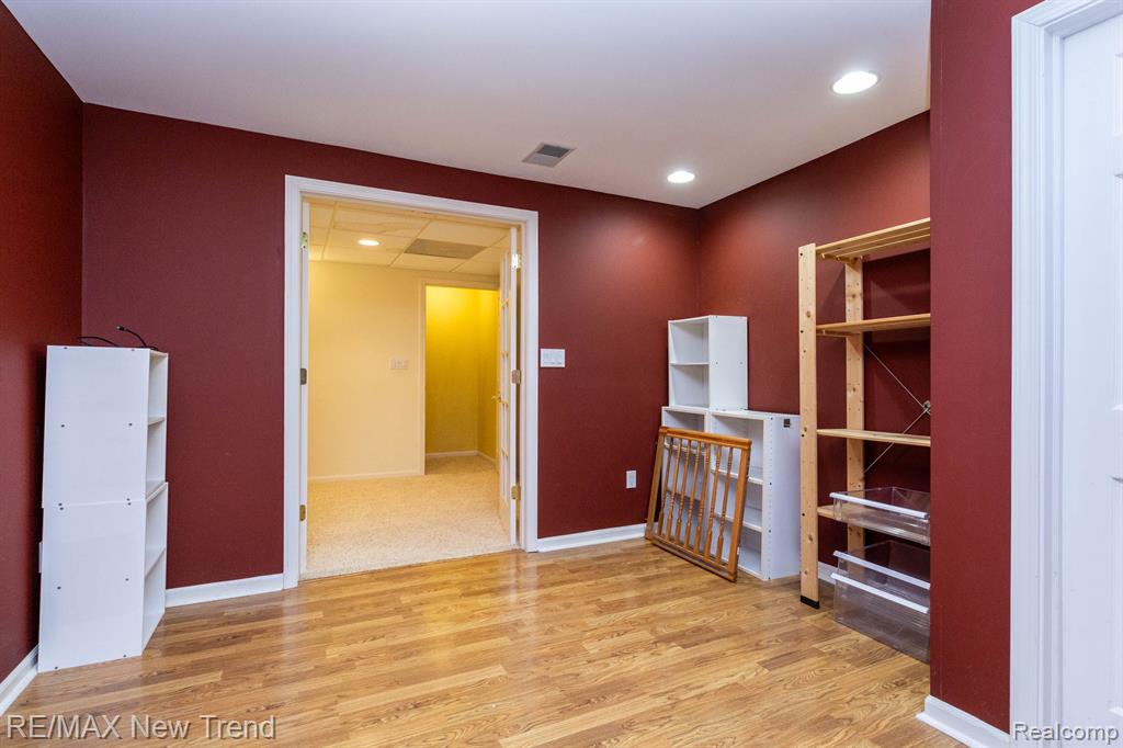 4905 Ravine Court Ann Arbor, MI 48105 - Photo 34 of 46