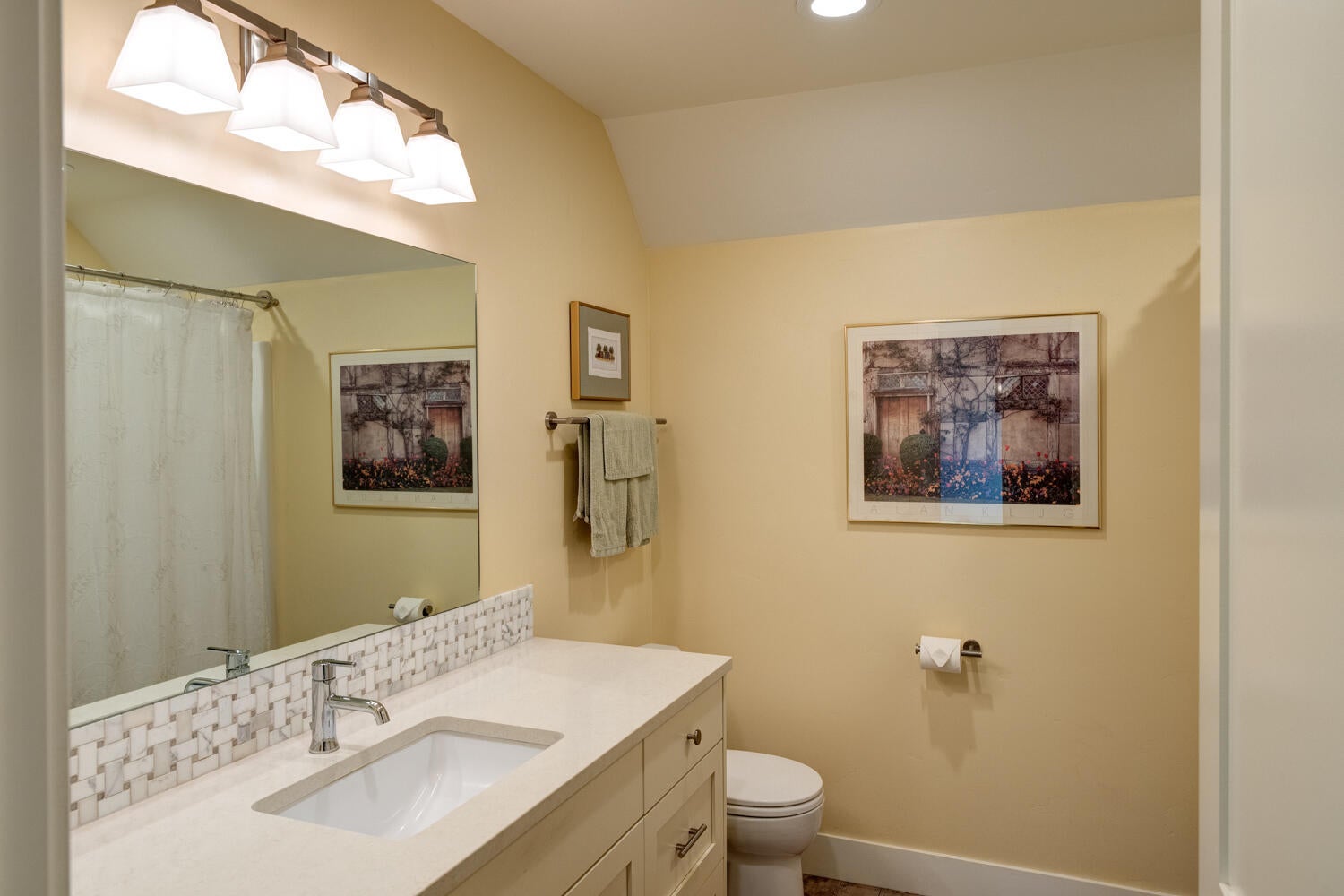 17680 Mountain View Road Sisters, OR 97759 - Photo 20 of 31 20