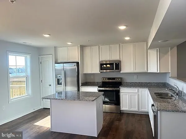 $2,100 | 140 Olga Drive, Martinsburg, WV 25403
