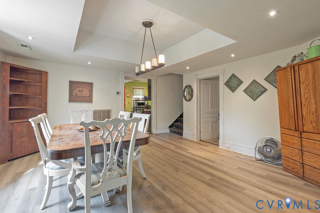 17033 North Telegraph Road Doswell, VA 23047 - Photo 5 of 12 a view of a dining room with furniture