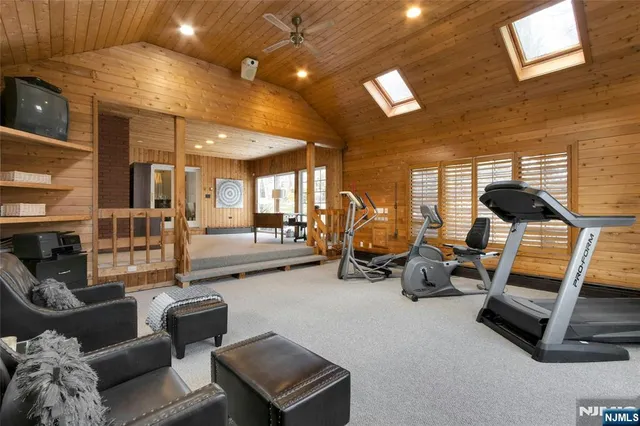 $1,588,950 | 44 Blueberry Drive, Woodcliff Lake, NJ 07677