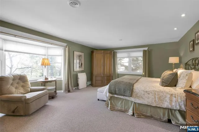 $1,588,950 | 44 Blueberry Drive, Woodcliff Lake, NJ 07677