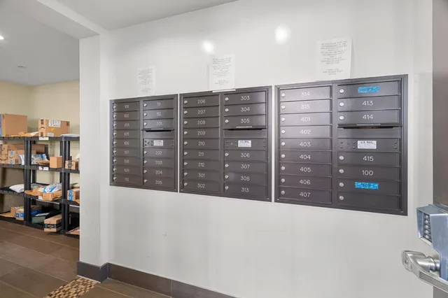 a view of a walk in closet