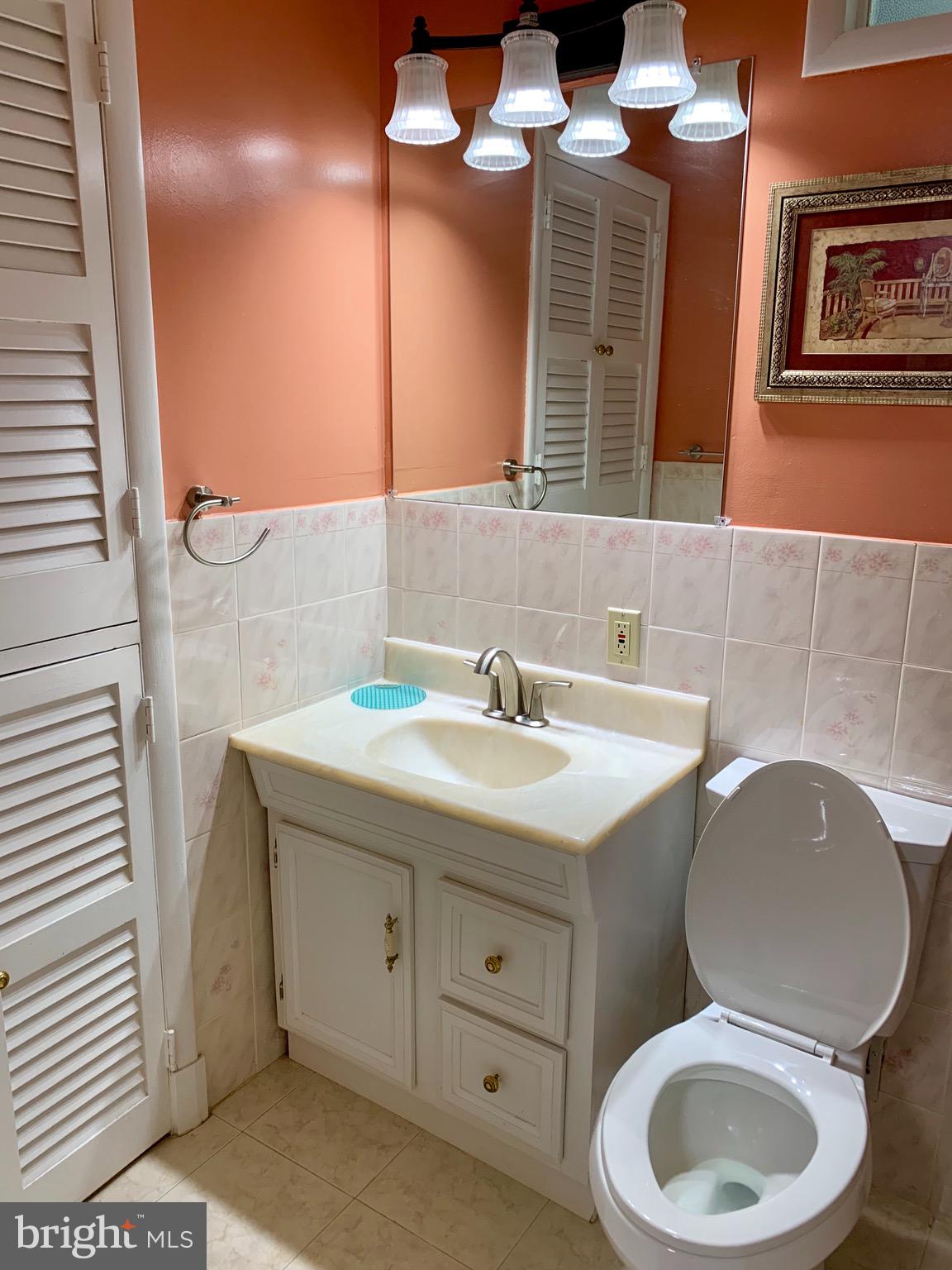 13007 Matey Road Silver Spring, MD 20906 - Photo 18 of 50 Upper Hall Bath