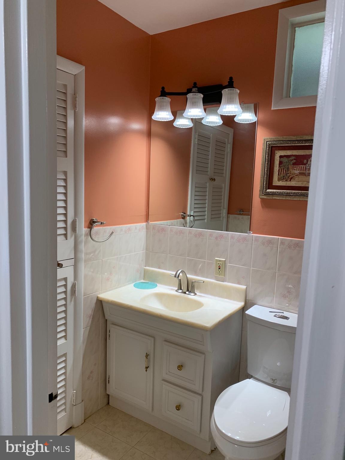 13007 Matey Road Silver Spring, MD 20906 - Photo 19 of 50 Upper Hall Bath