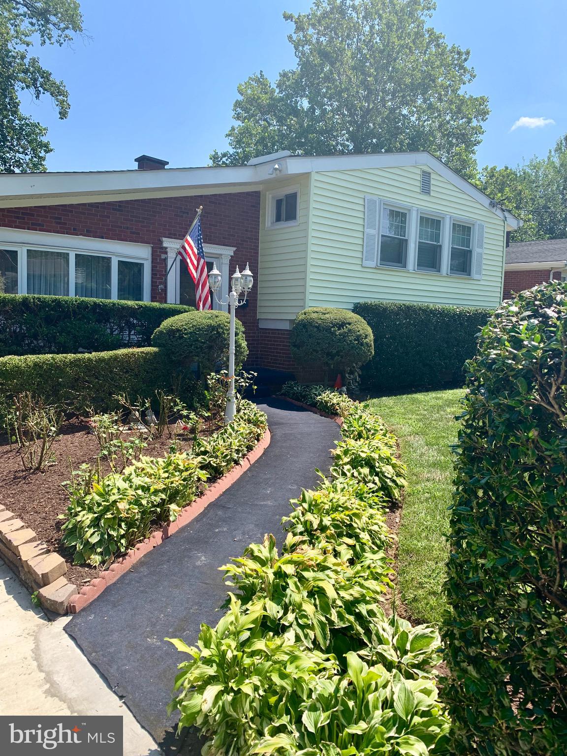 13007 Matey Road Silver Spring, MD 20906 - Photo 4 of 50