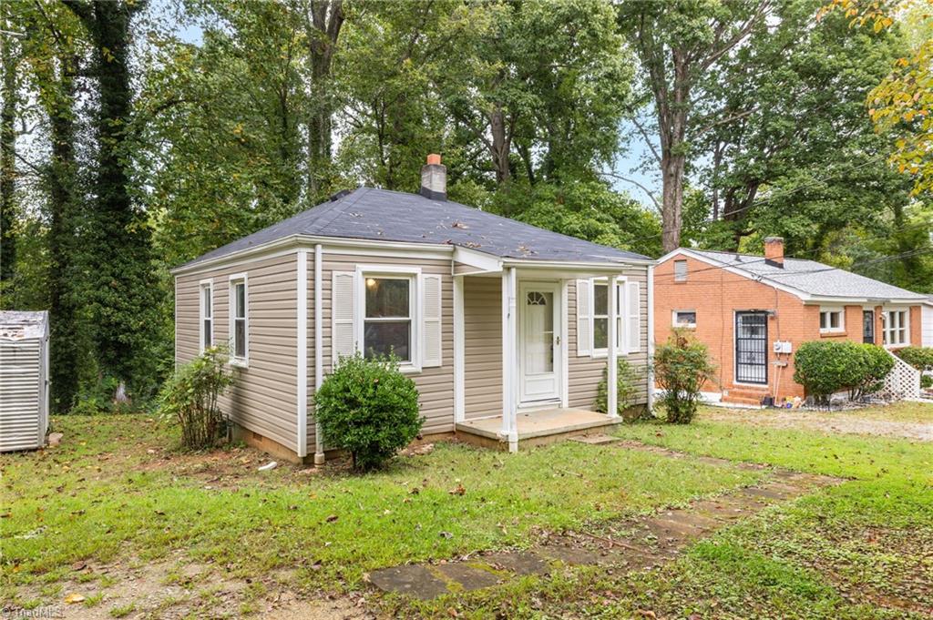 905 Mint Avenue High Point, NC 27260 - Photo 2 of 31