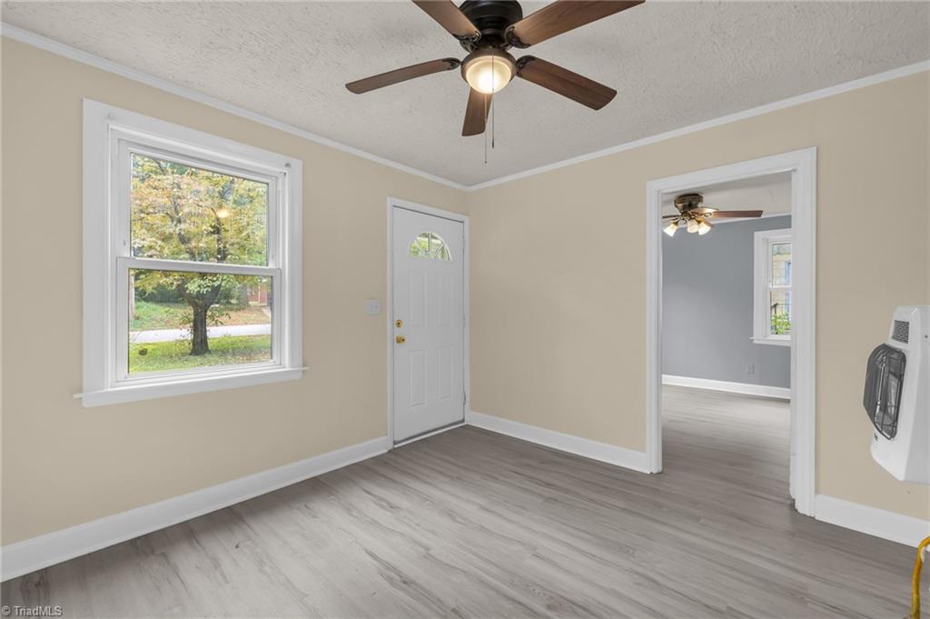 905 Mint Avenue High Point, NC 27260 - Photo 6 of 31