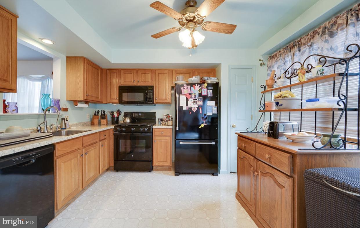 385 Sioux Court Sinking Spring, PA 19608 - Photo 19 of 35 Gallery Image 19