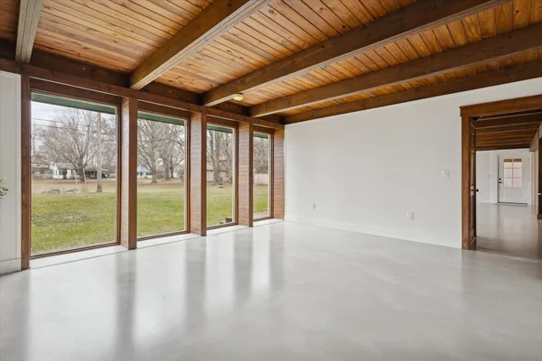 $430,000 | 426 Elizabeth Street, Buchanan, MI 49107