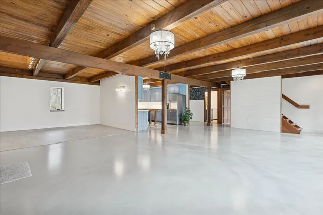 $445,000 | 426 Elizabeth Street, Buchanan, MI 49107