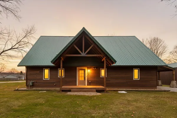 $430,000 | 426 Elizabeth Street, Buchanan, MI 49107