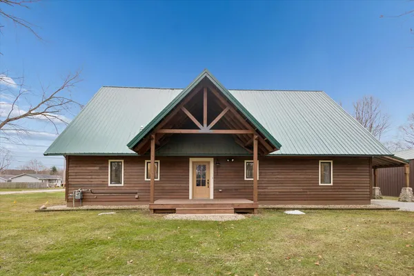 $430,000 | 426 Elizabeth Street, Buchanan, MI 49107