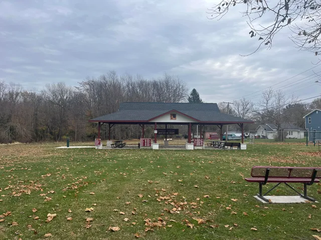 $445,000 | 426 Elizabeth Street, Buchanan, MI 49107