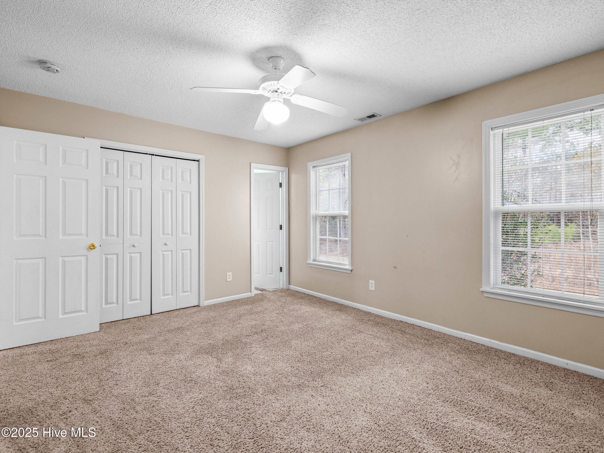 186 Liberty Park Road Jacksonville, NC 28540 - Photo 23 of 47 025a3502