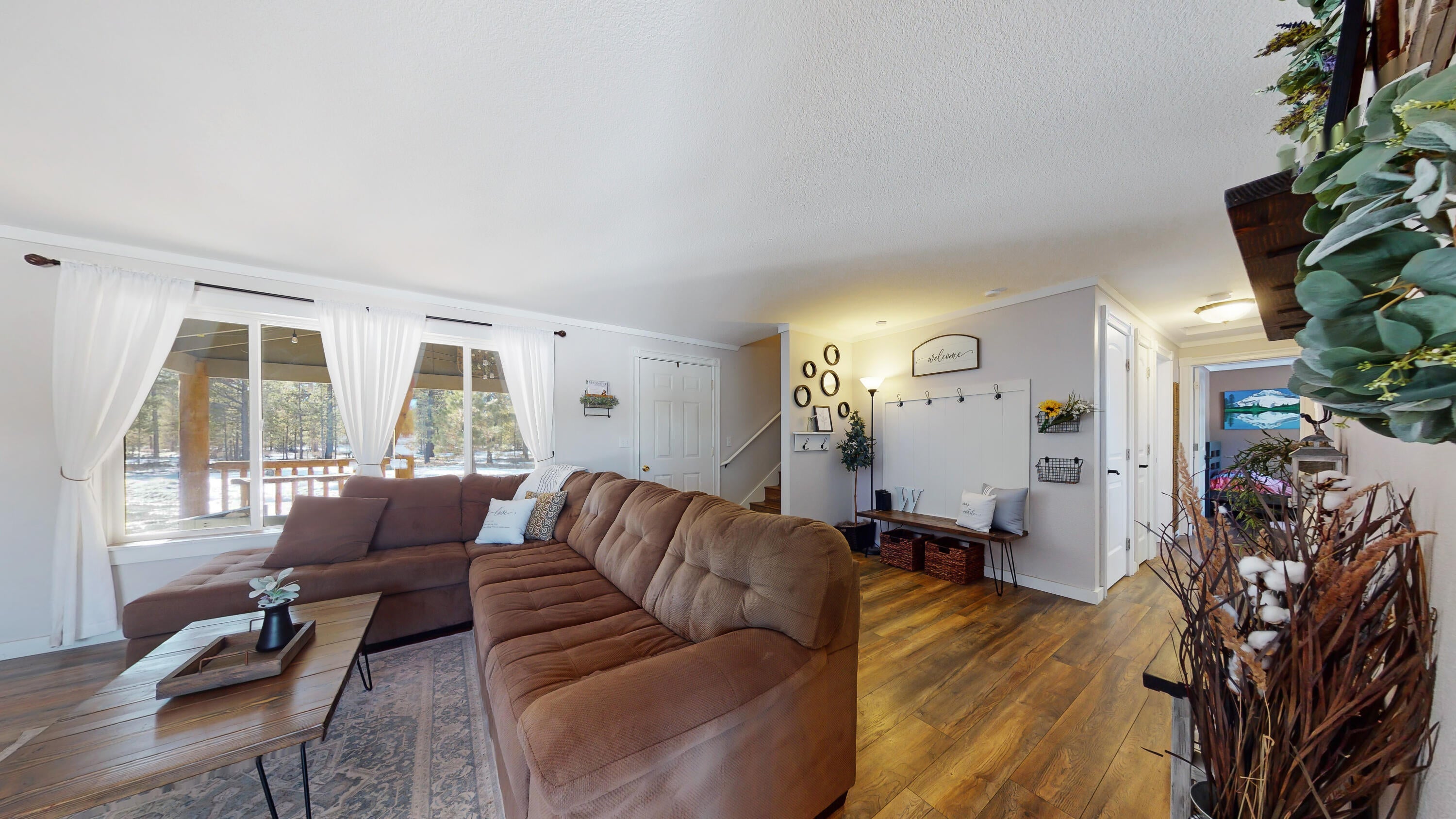 148909 Kurtz Road La Pine, OR 97739 - Photo 9 of 28 Great Room