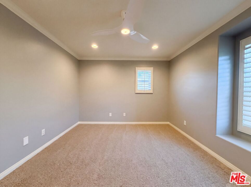 25701 Chestnut Way Stevenson Ranch, CA 91381 - Photo 17 of 35 Gallery Image 17