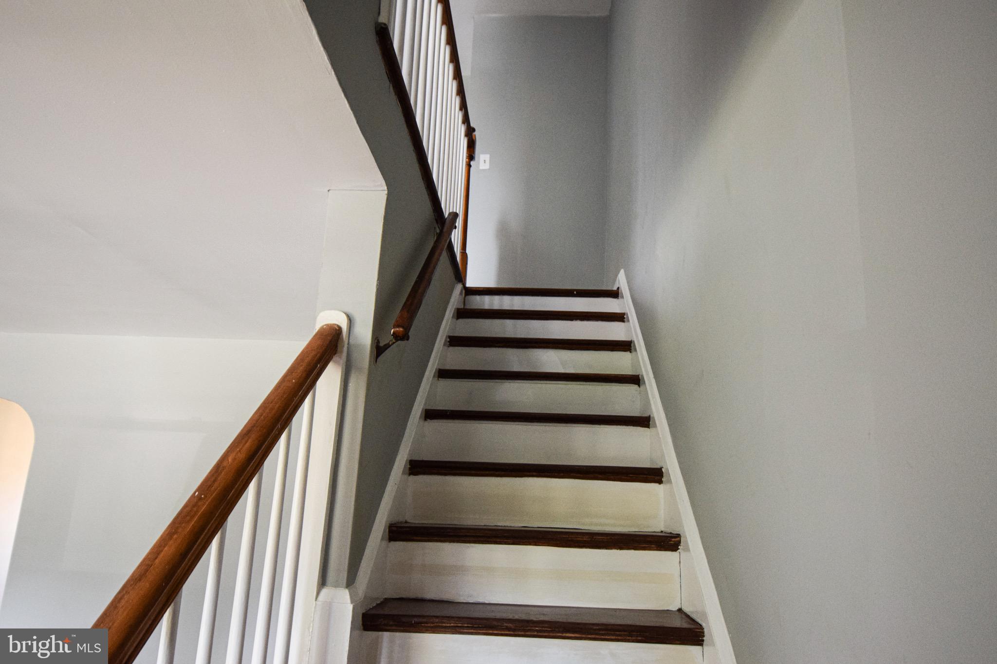 5812 Falkirk Road Baltimore, MD 21239 - Photo 10 of 32