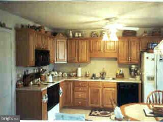 18 Michigan Drive Sinking Spring, PA 19608 - Photo 5 of 5