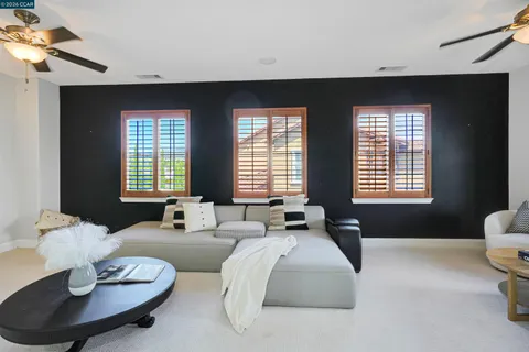 $2,549,000 | 1518 Colchester Street, Danville, CA 94506